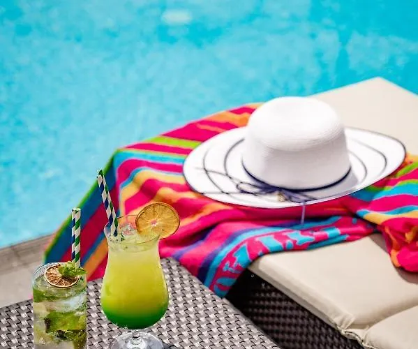 Laurus - Liburnia オパティヤ