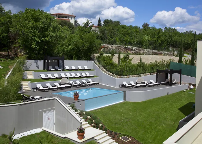 Laurus - Liburnia 4*