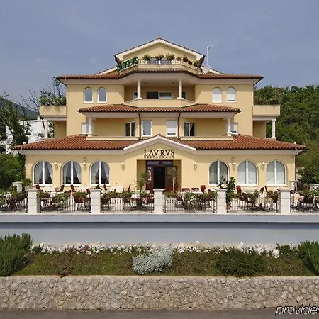 Hotel Laurus - Liburnia 4*