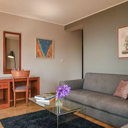 Hotel Laurus - Liburnia 4*