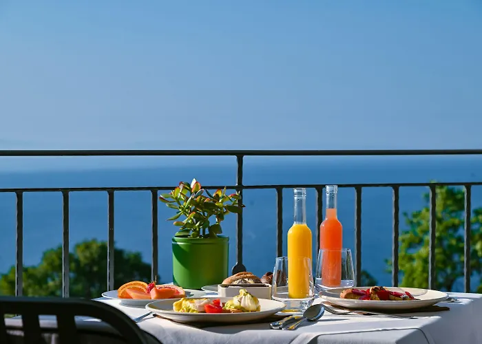 Hotel Laurus - Liburnia 4*